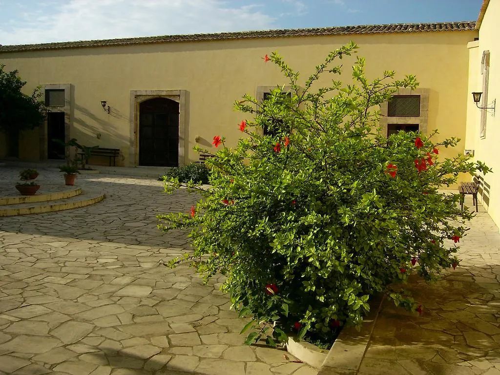 Farm stay Agriturismo Pantanosecco Villa Ispica Italy